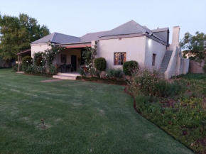 Ouma Bettie Guesthouse
